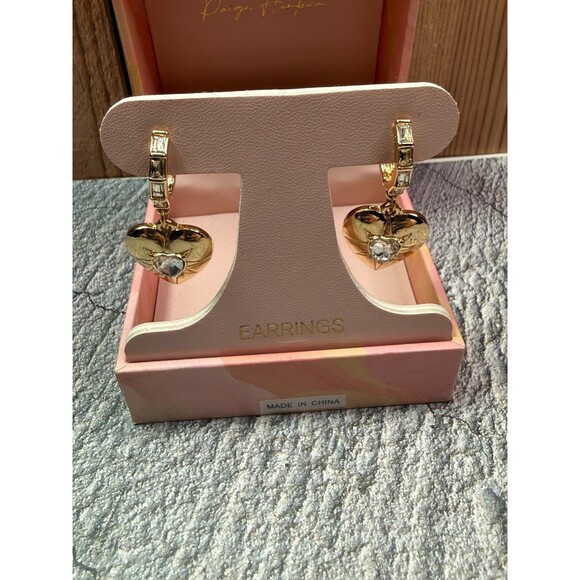 NIB Paige Harper Gold Plated Cubic Zirconia Dangling Drop Heart Earrings - Picture 4 of 11
